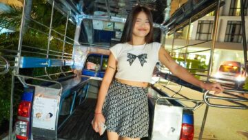 Tuktukpatrol – Sia [เซีย]